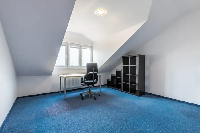 Prodej rodinného domu, Praha - Benice, Okrasná, 230 m2