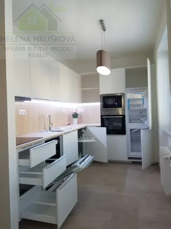 Pronájem bytu 2+1, Ostrava, Gen. Sochora, 53 m2