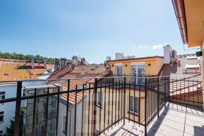 Pronájem bytu 4+kk, Praha - Karlín, Sokolovská, 183 m2