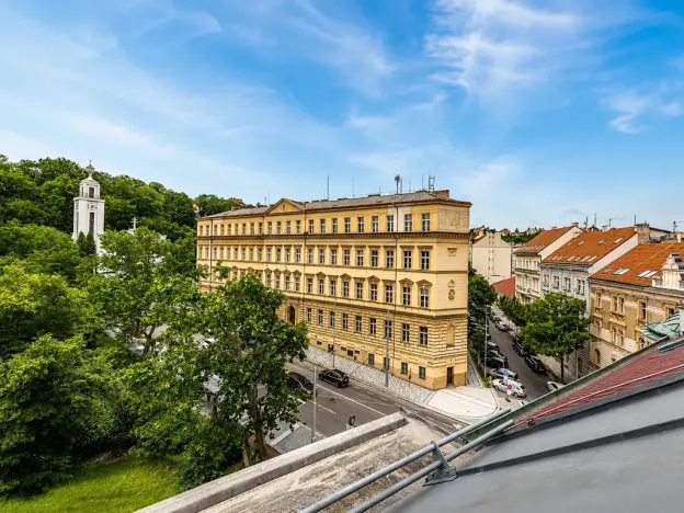 Prodej ubytování, Praha - Smíchov, Bieblova, 57 m2