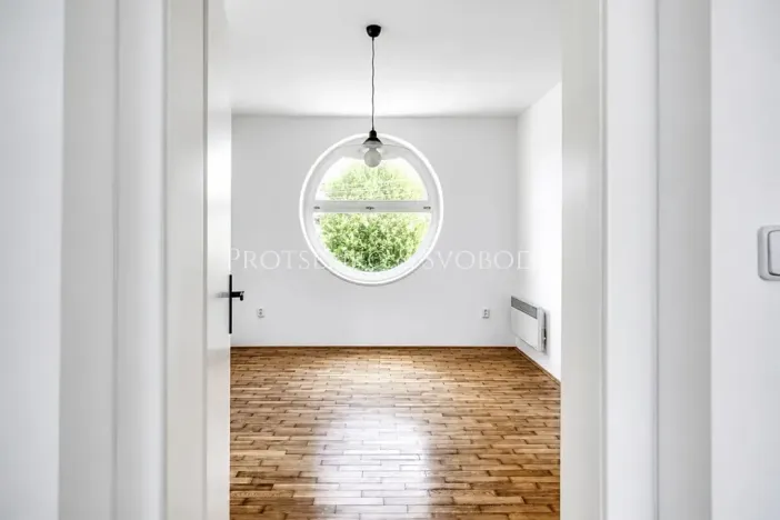 Prodej vily, Křižanov, Benešovo náměstí, 530 m2