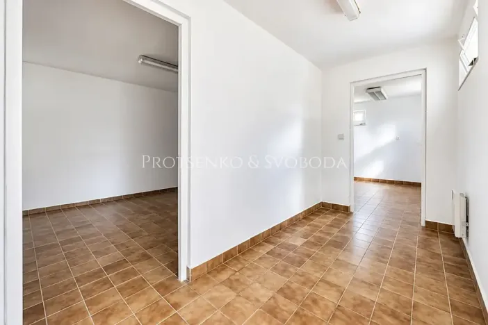 Prodej vily, Křižanov, Benešovo náměstí, 530 m2