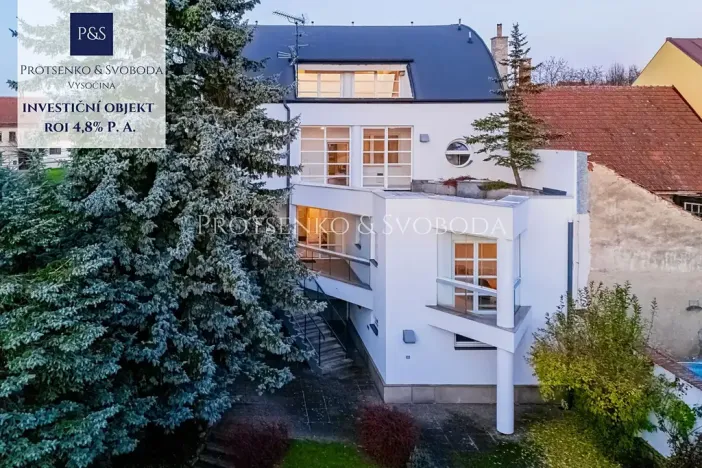 Prodej ordinace, Křižanov, Benešovo náměstí, 530 m2