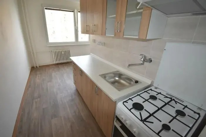 Pronájem bytu 2+1, Chomutov, Dřínovská, 60 m2