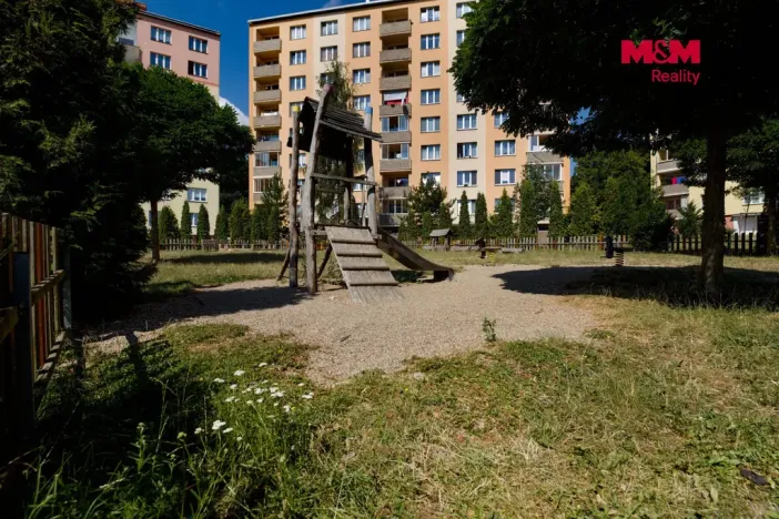 Prodej bytu 3+1, Chomutov, Kamenná, 80 m2