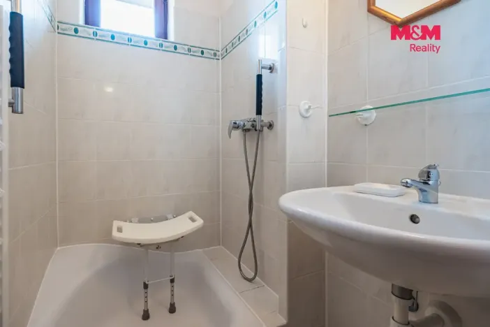 Pronájem rodinného domu, Psáry, Nad Soutokem, 220 m2