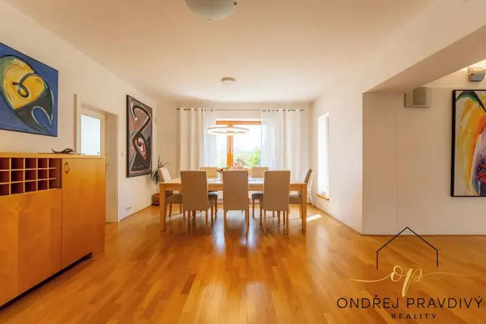 Prodej rodinného domu, Liteň, Karlštejnská, 237 m2