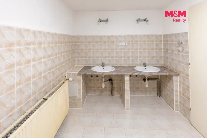 Prodej rodinného domu, Hamry, 392 m2