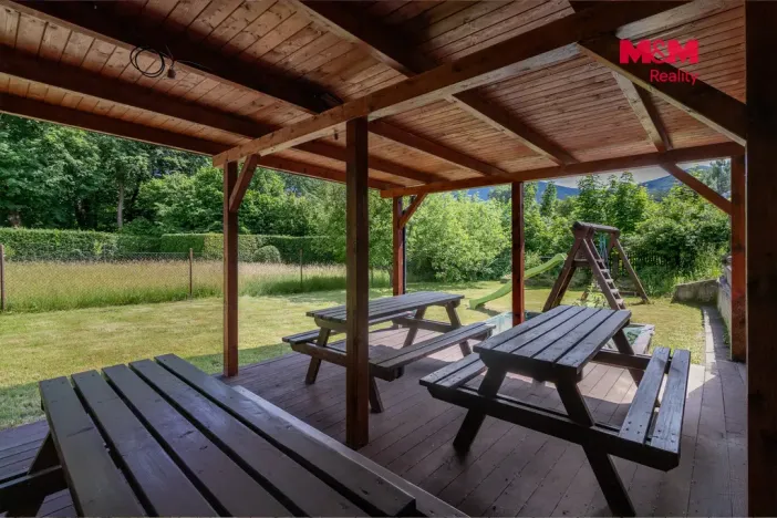 Prodej rodinného domu, Hejnice, Skřivánek, 220 m2