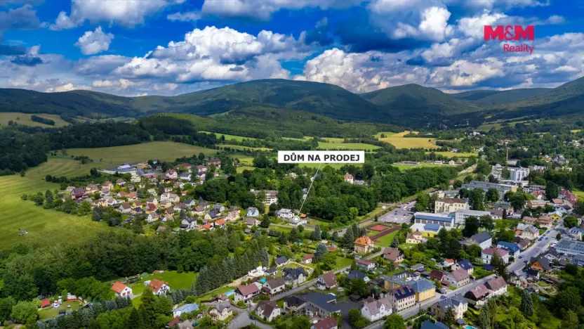 Prodej rodinného domu, Hejnice, Skřivánek, 220 m2