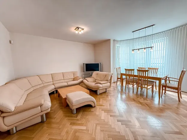 Pronájem bytu 4+kk, Praha - Žižkov, V kapslovně, 101 m2