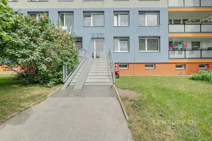 Pronájem bytu 2+kk, Praha - Stodůlky, Böhmova, 45 m2