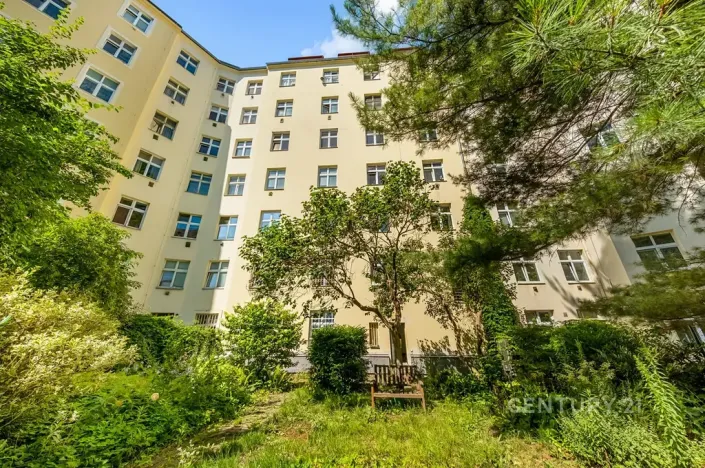 Pronájem bytu 2+kk, Praha - Vinohrady, Na Folimance, 56 m2