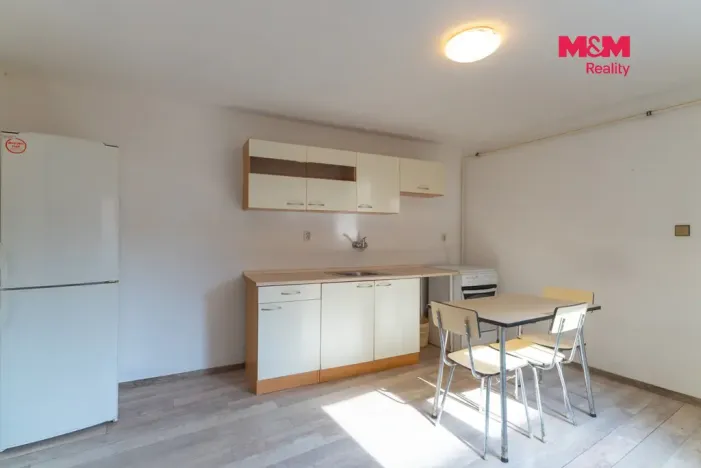 Prodej rodinného domu, Oplocany, 108 m2