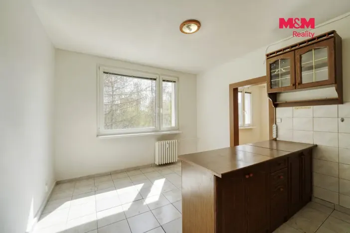 Pronájem bytu 1+1, Chomutov, 17. listopadu, 36 m2