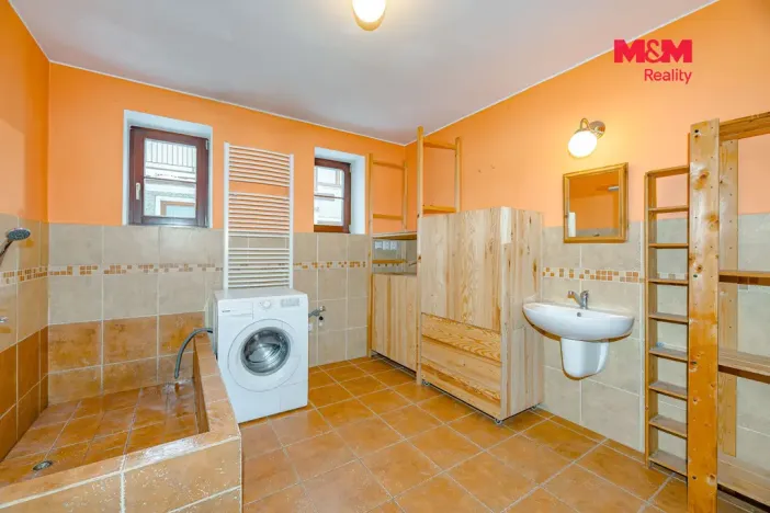 Prodej rodinného domu, Deštné v Orlických horách, 400 m2