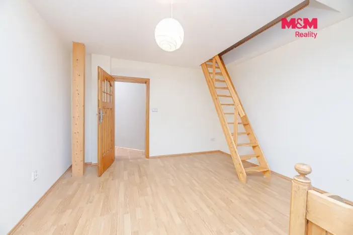 Prodej rodinného domu, Deštné v Orlických horách, 400 m2