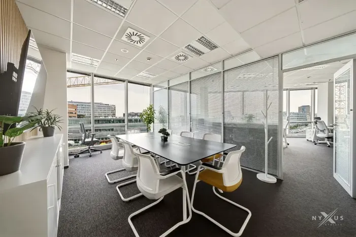 Pronájem kanceláře, Praha - Nusle, Na strži, 208 m2