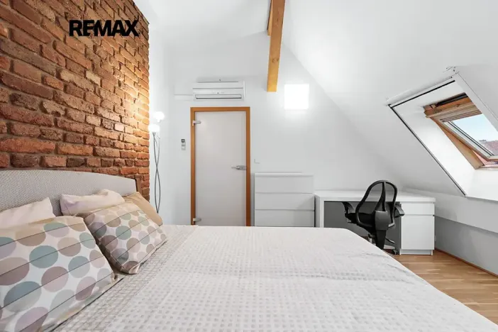 Prodej bytu 3+kk, Praha - Smíchov, Preslova, 95 m2