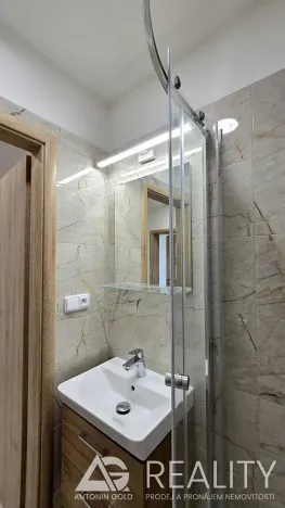 Pronájem bytu 2+1, Praha - Malešice, Chotutická, 54 m2