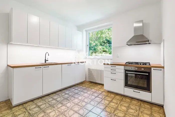 Pronájem rodinného domu, Praha - Dejvice, Vostrovská, 224 m2