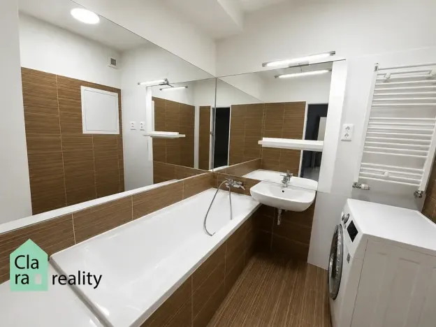Pronájem bytu 3+kk, Praha - Podolí, Jeremenkova, 72 m2