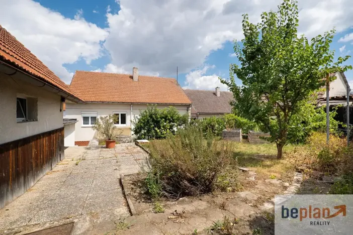 Prodej rodinného domu, Drnholec, Tyršova, 300 m2
