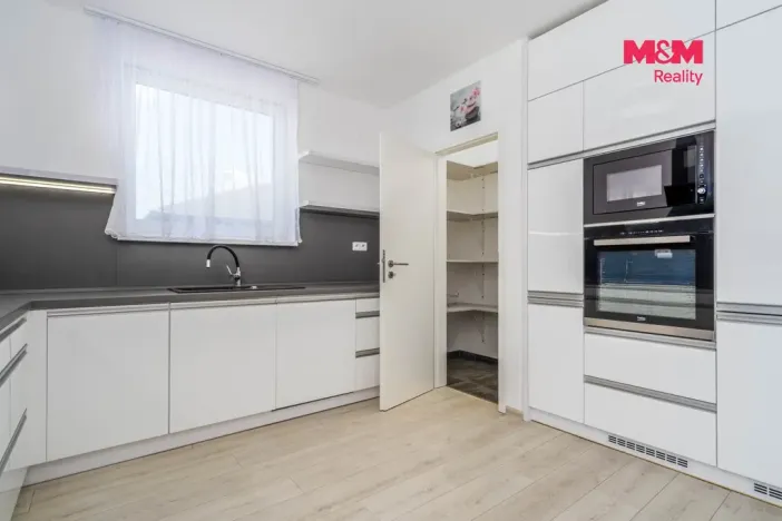 Prodej rodinného domu, Labské Chrčice, 111 m2