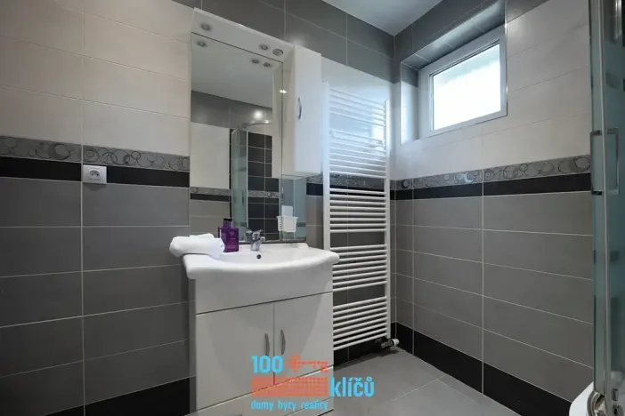 Prodej rodinného domu, Hradištko, K Budákovu, 140 m2