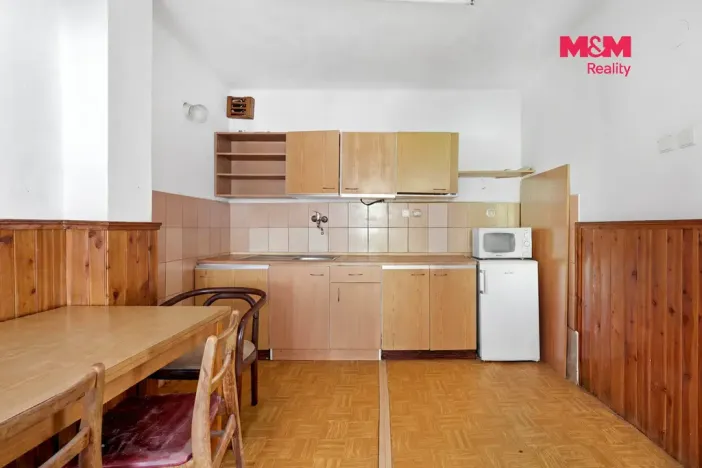 Prodej ubytování, Deštné v Orlických horách, 850 m2