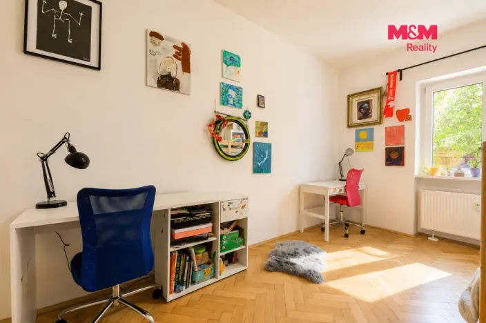 Prodej bytu 3+kk, Karlovy Vary - Drahovice, Mánesova, 68 m2