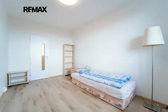 Pronájem bytu 2+kk, Praha - Háje, Mendelova, 49 m2