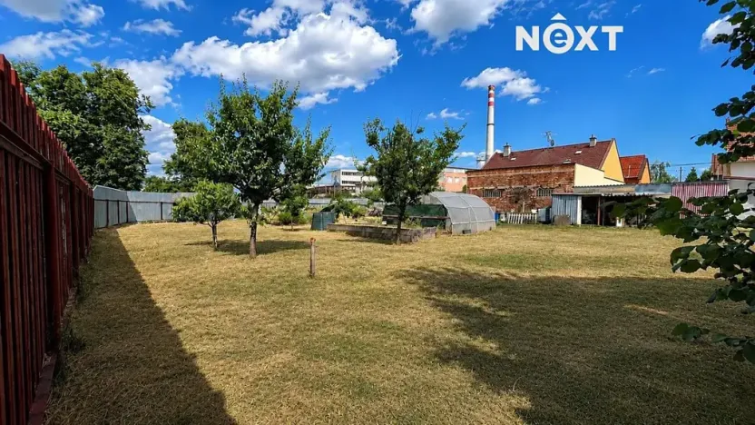 Prodej pozemku pro bydlení, Chropyně, Berniska, 689 m2