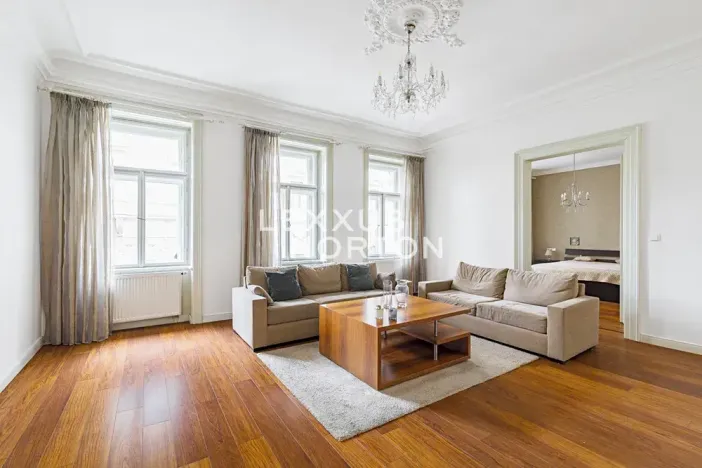 Pronájem bytu 4+1, Praha - Malá Strana, Zborovská, 154 m2