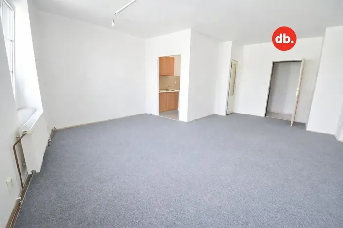 Pronájem bytu 1+1, Toužim, Farní, 40 m2