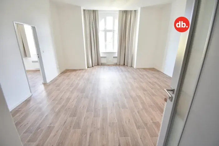 Pronájem bytu 3+kk, Karlovy Vary, Táborská, 80 m2