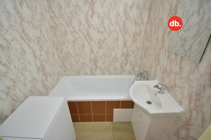 Pronájem bytu 2+1, Toužim, Na Zámecké, 67 m2