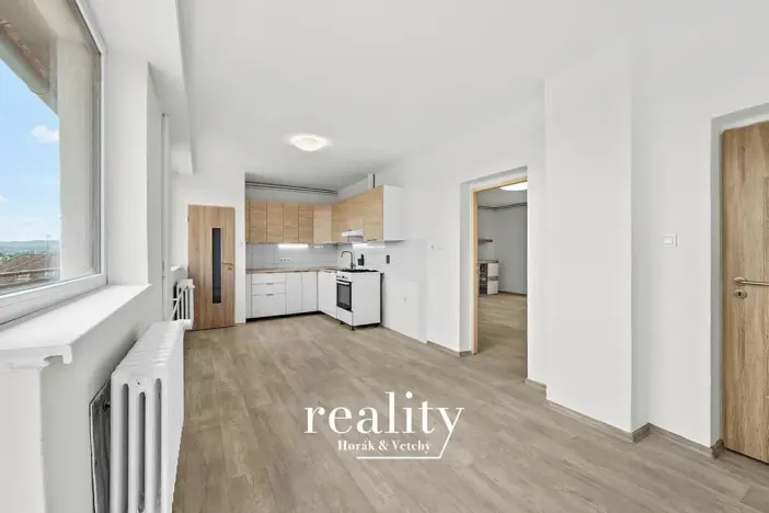 Pronájem bytu 3+1, Znojmo, Oblekovická, 105 m2