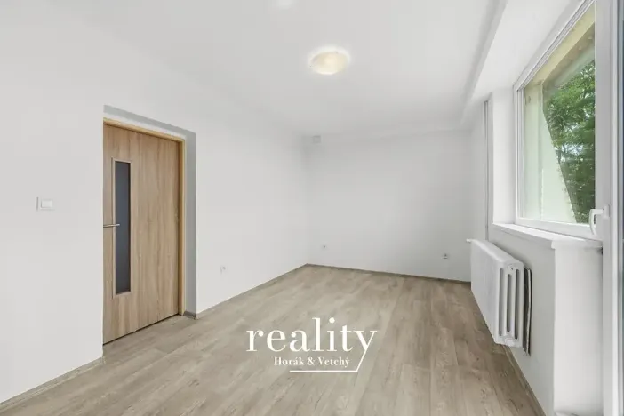 Pronájem bytu 3+1, Znojmo, Oblekovická, 105 m2