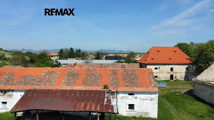 Prodej zemědělského objektu, Počedělice, 2500 m2