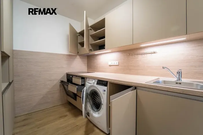 Pronájem bytu 2+kk, Kolín, Klenovecká, 44 m2