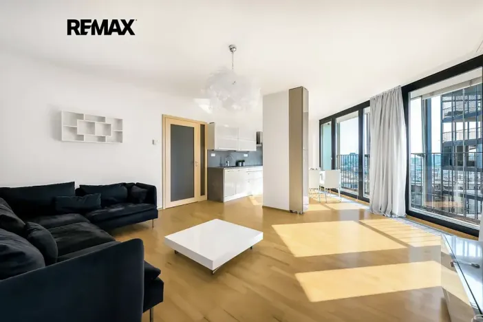 Pronájem bytu 2+kk, Praha - Žižkov, Ke kapslovně, 70 m2