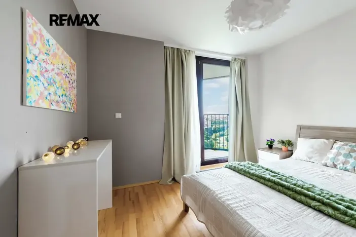 Pronájem bytu 2+kk, Praha - Žižkov, Ke kapslovně, 70 m2