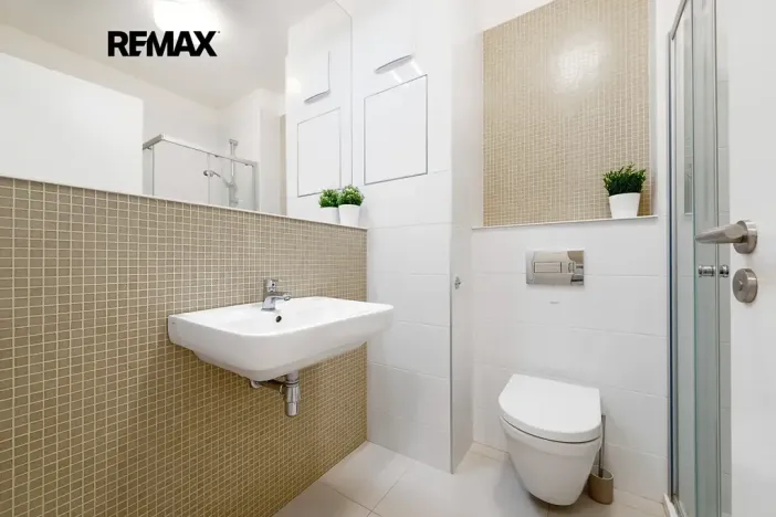 Prodej bytu 2+kk, Praha - Libeň, Novovysočanská, 45 m2