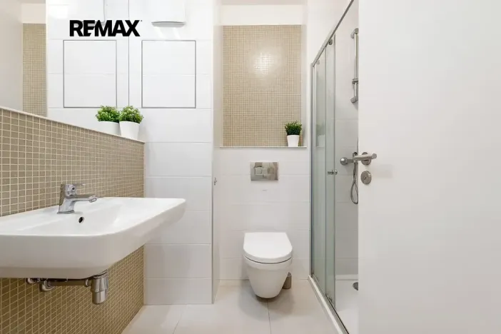 Prodej bytu 2+kk, Praha - Libeň, Novovysočanská, 45 m2