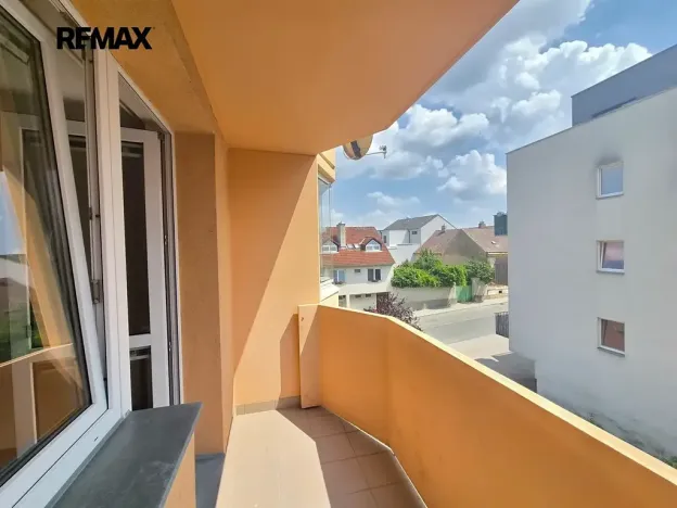 Pronájem bytu 1+1, Rosice, Komenského náměstí, 31 m2