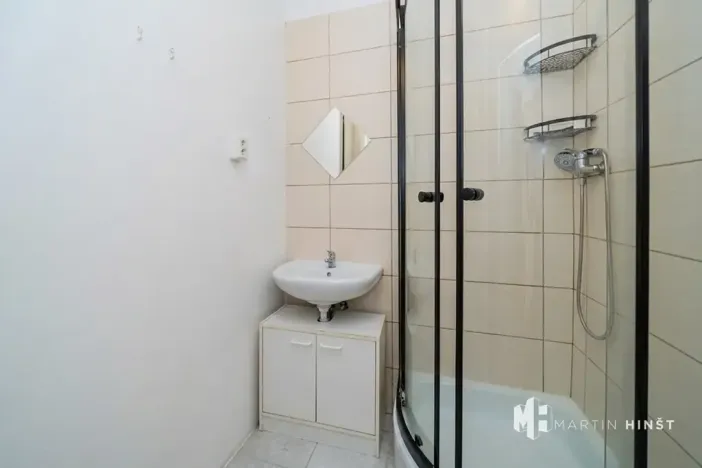 Pronájem bytu 1+1, Odolena Voda, Komenského, 35 m2
