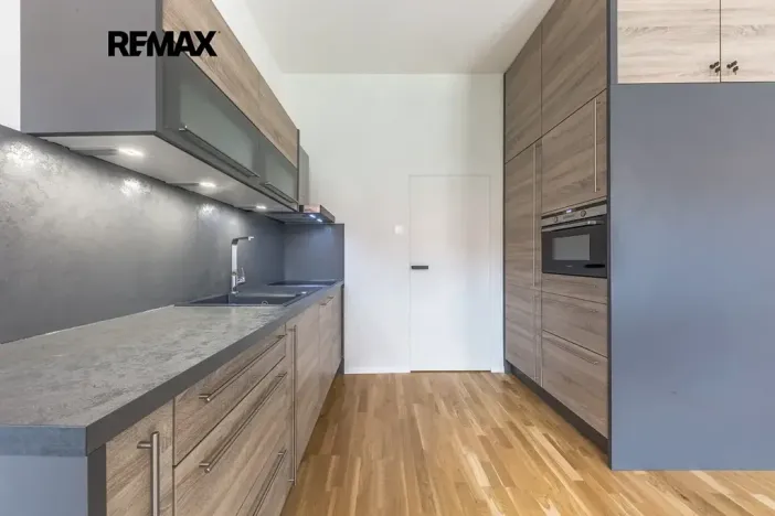 Prodej bytu 1+kk, Praha - Karlín, Vítkova, 36 m2
