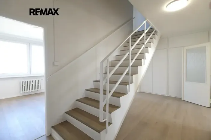 Pronájem bytu 4+1, Praha - Krč, V Štíhlách, 78 m2