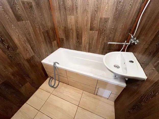 Pronájem bytu 2+1, Chomutov, Skalková, 51 m2